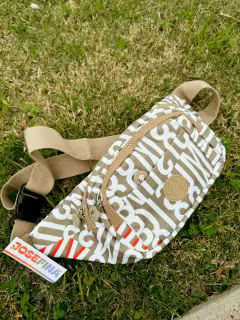 Riñonera estampada