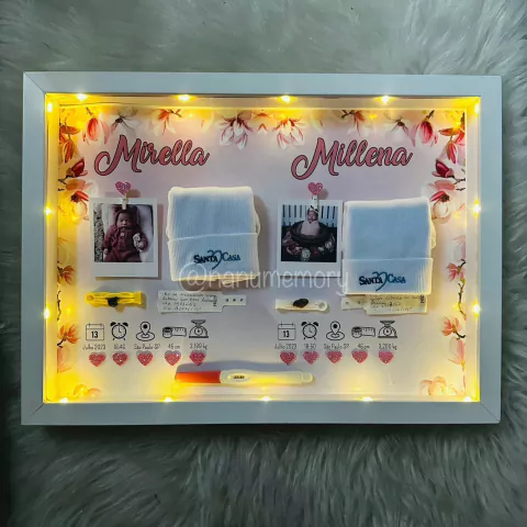 Quadro Luminária Objetos do Bebê - 2 Bebês ou Gemêos