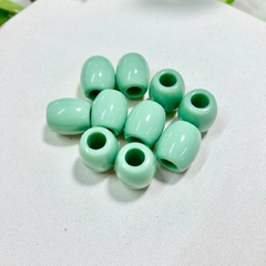 Contas de Resina Ovais Verde Água - Fibra Estúdio | Materiais para Macramê