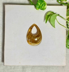 Pingente para Colar Marmorizado Gota Terroso