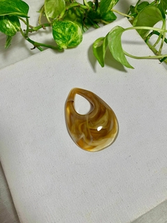 Pingente para Colar Marmorizado Gota Terroso - comprar online