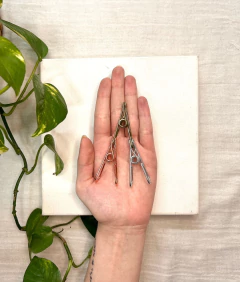 Kit 3 Prendedores de Metal na internet