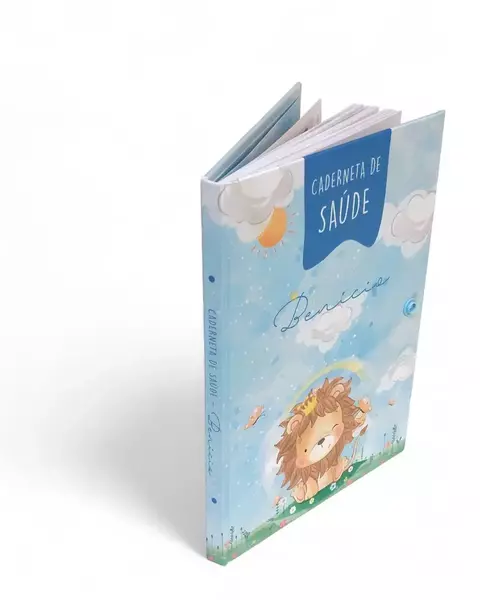 Caderneta de Saúde personalizada com o tema nobre de Leãozinho Rei em aquarela.