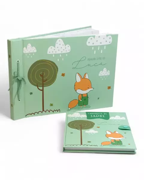 Kit Bebê Essencial com Livro do Bebê e Caderneta de Saúde, no tema moderno de Raposinha Flat Verde.