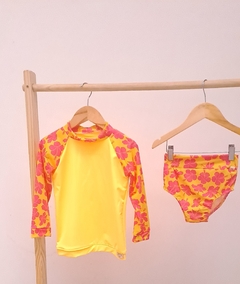 Conjunto Margarita uv+50 Talle 2 en internet