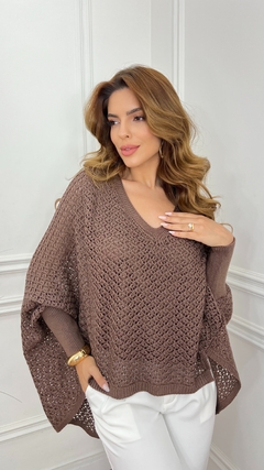 Poncho Tricot Rendado Maisa - comprar online