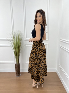 CONJUNTO SAIA ENVELOPE ANIMAL PRINT E BODY VAZADO na internet