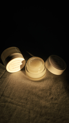 Lip scrub