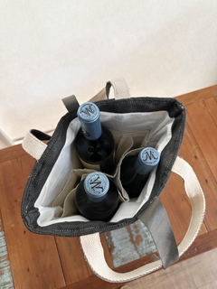 Bolsa Preto Fosco para Vinho e Taça Seriema - Retecer - Artesanal e Sustentável, Cestos para organizar a casa toda, brinquedos lúdicos e presentes