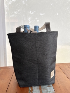 Bolsa Preto Fosco para Vinho e Taça Seriema - loja online