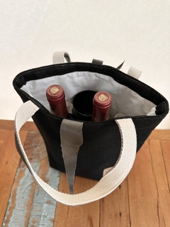Bolsa Preta para Vinho e Taça Seriema na internet