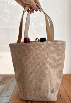 Bolsa Dourada para Vinho e Taça Seriema - comprar online