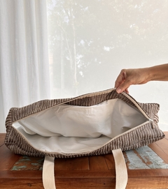 Bolsa Grande de Viagem para Enxoval Roupas de Cama e Banho Marrom - Retecer - Artesanal e Sustentável, Cestos para organizar a casa toda, brinquedos lúdicos e presentes