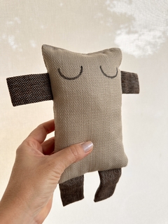 Brinquedo Pet Naninha Bege - comprar online