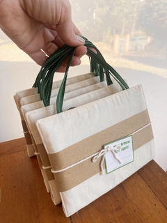 Estojo de Giz de Cera com Bloco (10 unidades) - Retecer - Artesanal e Sustentável, Cestos para organizar a casa toda, brinquedos lúdicos e presentes