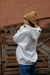 Hoodie Over Graffiti - Vita