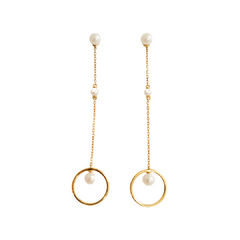 Brinco pendurado em ouro 18k com pérolas (370)