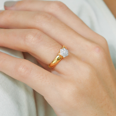 Anel chuveiro em prata 925 com banho de ouro 18k e zircônias transparentes - comprar online