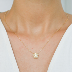 Colar flor em prata 925 com banho de ouro 18k - comprar online