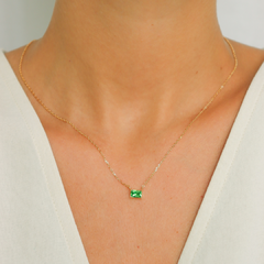 Colar retangular em prata 925 com banho de ouro 18k e zircônia verde - comprar online