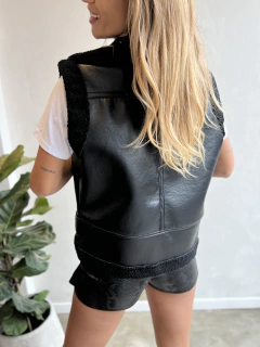 Chaleco Rock - BLACK
