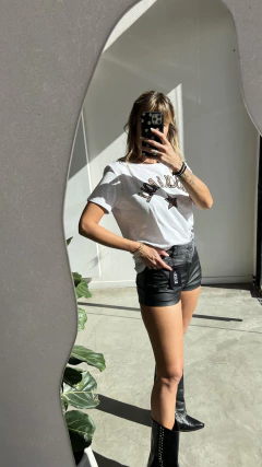 Short Fan en internet