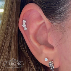 joia de ouro para orelha