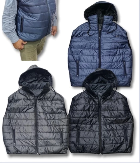 CHALECO CON CAPUCHA DESMOTABLE EN TALLE GRANDE