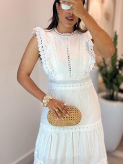 943 - Vestido linho | com guipir