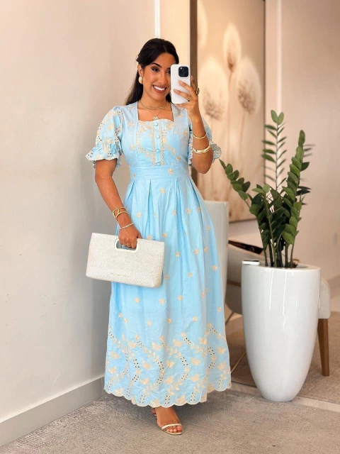 959 - Vestido Tricoline | Bordado com botões - comprar online