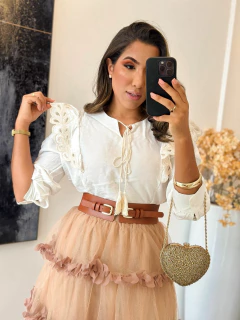 Imagem do 1072 - Blusa linho | Detalhe bordado