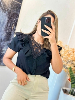 070- Blusa salinas com guipir | detalhe babado - Loja Boa Forma