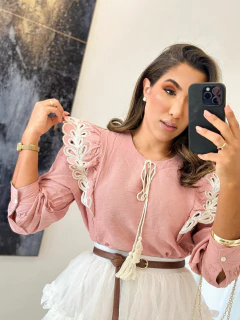 1072 - Blusa linho | Detalhe bordado na internet