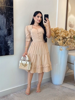 1142 - Vestido Viscolinho | Detalhe em botões na internet