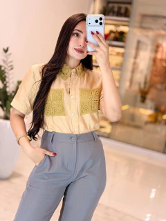 812 - Camisa linho | detalhes em macramé - comprar online