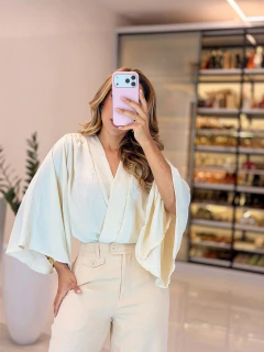 595 - Body Crepe | abertura na maga