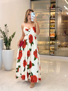 577 - Vestido poliéster | detalhe no busto