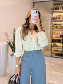 Imagem do 588 - Body Crepe | Gola V