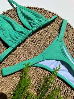 anitta verde agua textu