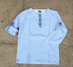 Remera manga larga con detalles en cartera y mangas