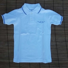 Remera de pique con cuello
