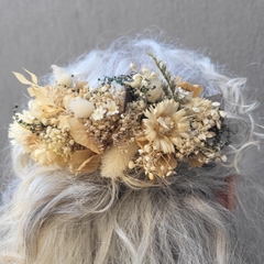 Tocado de flores secas con colores a eleccion