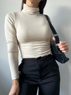 Polera lisa AMIRA - tienda online