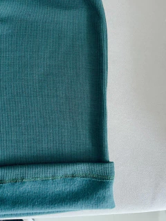 Pantalón JURERÉ frisado en internet