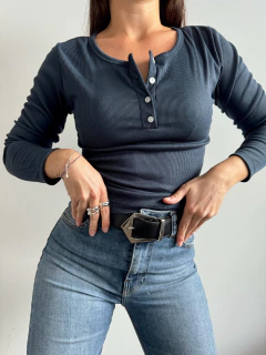 Remera NAVIA - Maria Antonia Shoes & Clothes