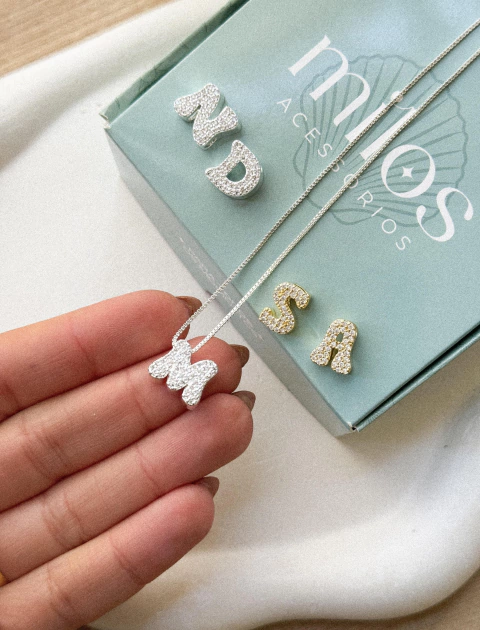 Colar Inicial Cravejada - comprar online