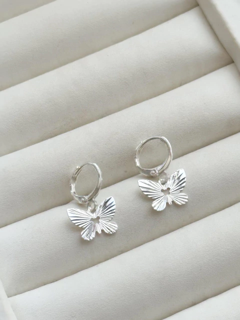 Argolinha Tranqueta Borboleta - comprar online