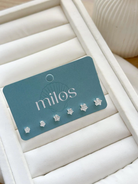 Trio de Brincos Pontinhos de Luz Formato Estrelas - comprar online