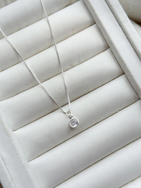 Colar Ponto de Luz - comprar online