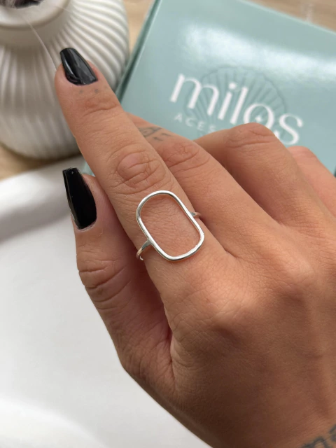 Anel Geométrico Vazado - comprar online